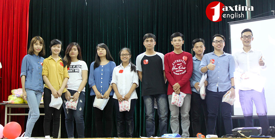 giao lưu giáo viên và học viên