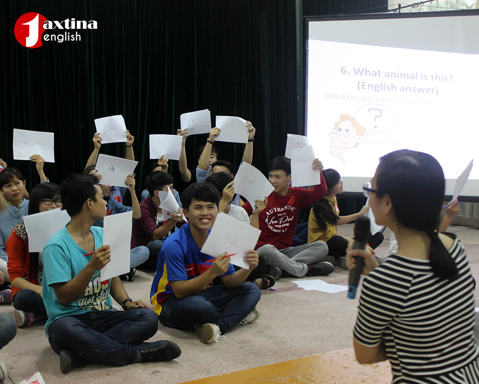 giao lưu giáo viên và học viên