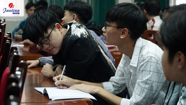 Chinh phục IELTS VÀ TOEIC từ mất gốc