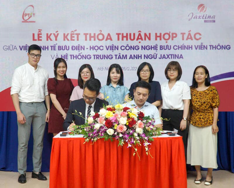 ký kết hợp với tác học viện bưu chính