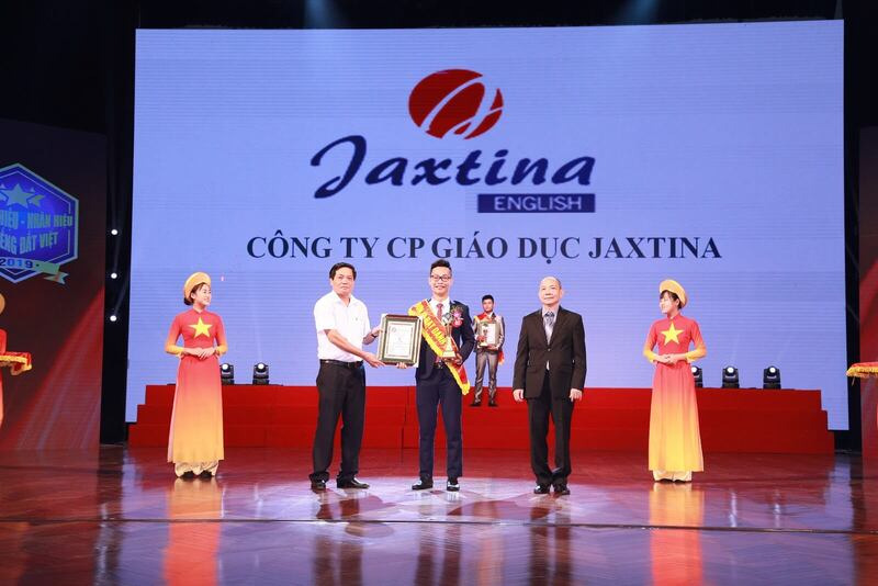 Jaxtina vinh dự lọt top 10 thương hiệu, nhãn hiệu nổi tiếng đất Việt